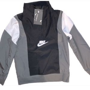 Boys Nike Windbreaker